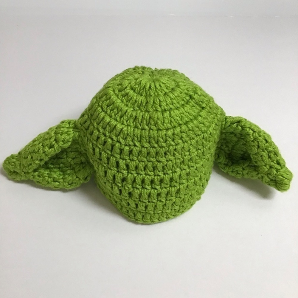 Baby Yoda Hand Knit Beanie Star Wars Disney Green Grogu Mandalorian Infant Hat - Picture 2 of 7